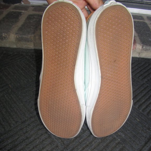 *BLACK FRIDAY SALE* Vans shoes for women size 7.5 - Picture 7 of 8